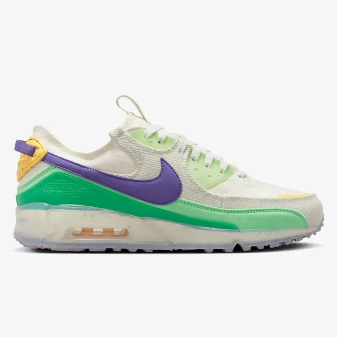 Nike Air Max 90terrascape (Phantom & Action Grape)