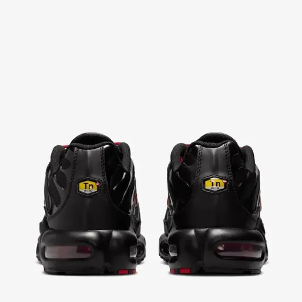 Nike TN Tuned (Black & Red)