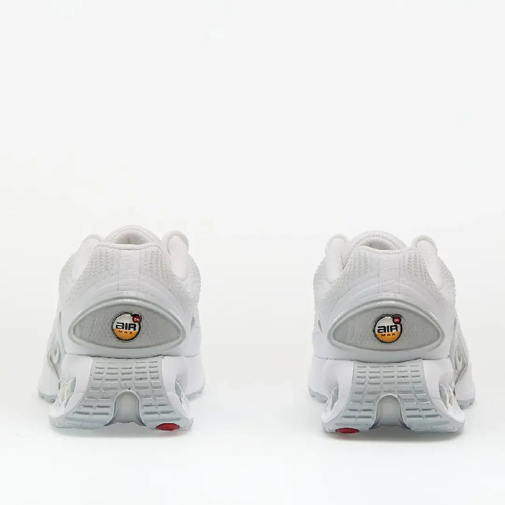 Nike DN (White)
