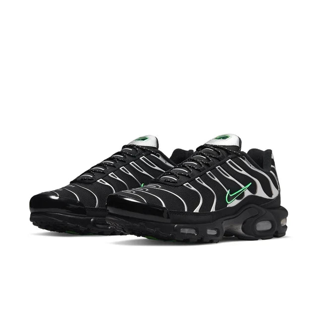 Nike Air Max Plus Black Silver Green Strike, patike, slika 3