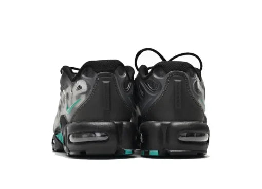 Supreme x Nike Air Max Plus Black, patike, slika 4