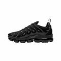 Nike Air VaporMax Plus Triple Black bočni prikaz