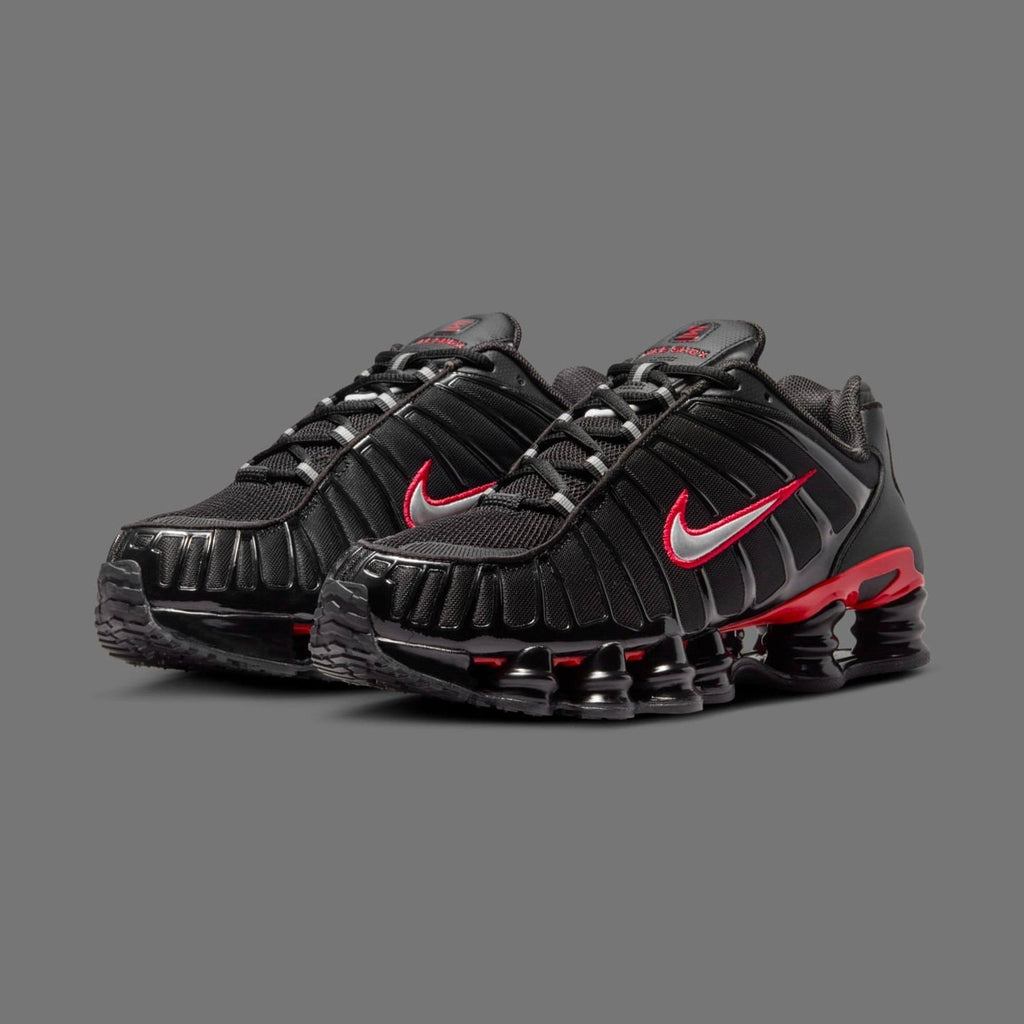 Nike Shox TL Black Red – prednji ugao